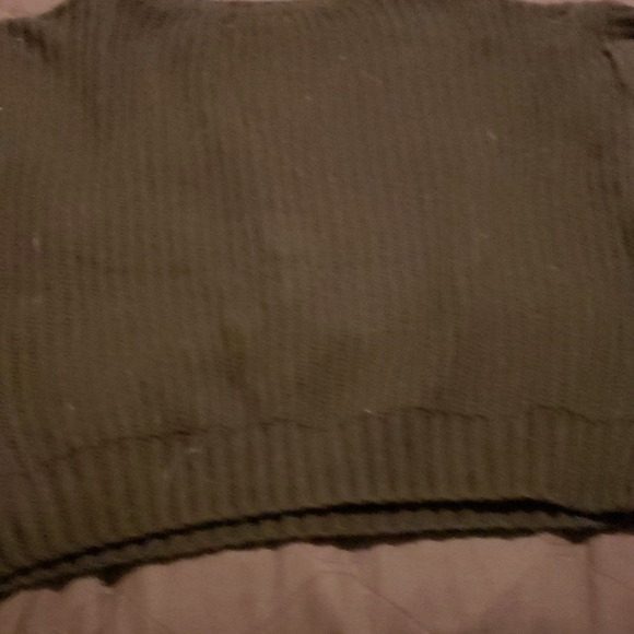 Sweater - Picture 2 of 4